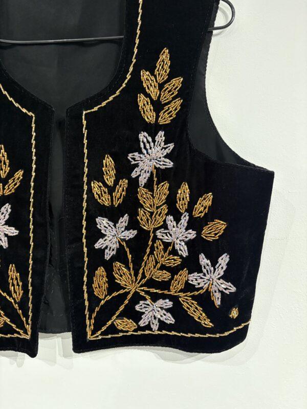 Gilet kurde (Elak) – Elakê Gulên Simîn û Pelên Zêrîn