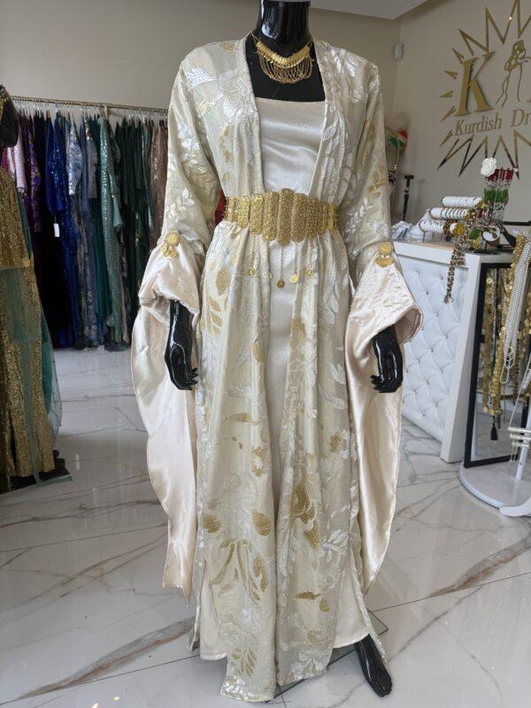 Robe kurde – Ronahîya Şampayn